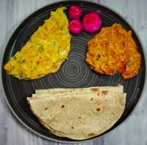 2 Tawa Roti With Egg Omelette