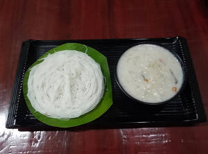Idiyappam With Veg Stew