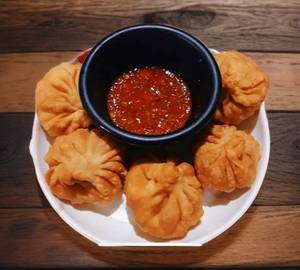 Chilli Cheese Fried Momos ( 6 Pieces )
