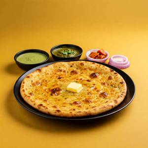 Paneer ka Paratha (TANDOORI)
