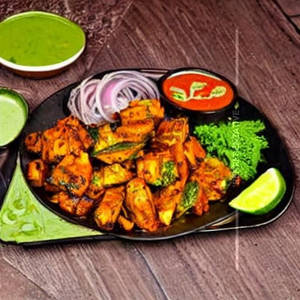 Farmhouse Tandoori Veggie Pizza