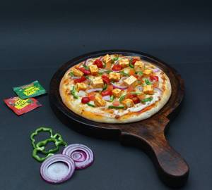 Makhani Paneer Pizza