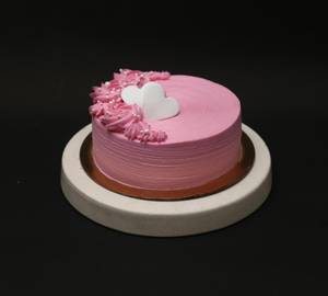 Strawberry crush cake