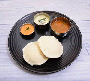 Plain idli