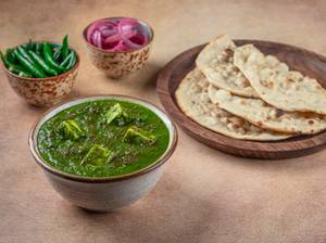 Paneer Saaghwala Combo