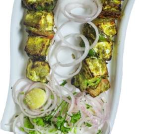 Haryali Paneer Tikka [8 Pcs]