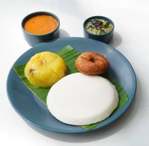 Thatte Idli - Kesari Bath Breakfast Combo