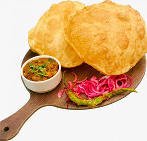 Chole Bhature [250 ml Chole]