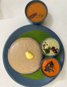 Butter Ragi Thatte Idli