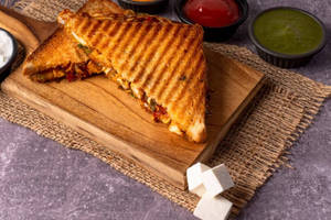 Paneer Cheesy Sandwich