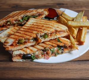 Pizza sandwich grilled 4 pices