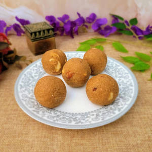 Aata Mewa Laddu
