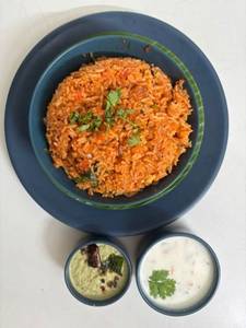Tossed Ghee Garlic Masala Rice