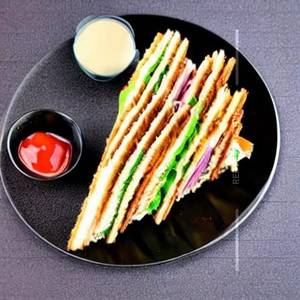 Club sandwich                      