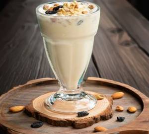 Dry fruit milkshake