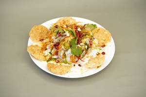 Bhalla Papdi Chat [ 1 Pc ]