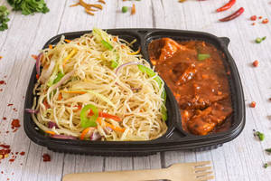 Veg Chowmein With Paneer Chilli Gravy