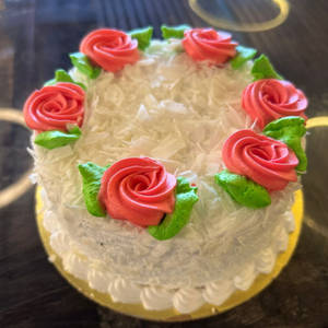 White Forest Cake [Half Kg ]