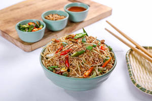 Veg Chilly Garlic Noodle