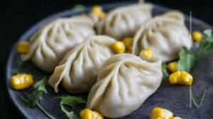 Corn Cheese Momos
