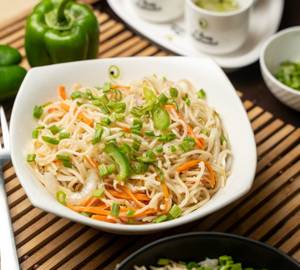 Veg Hakka Noodles