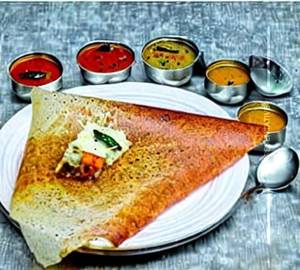 Kaju Paneer Dosa
