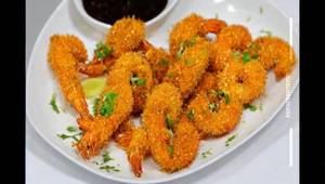 Golden fried prawns