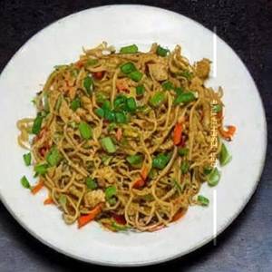 Cauliflower fried noodles