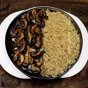 Fired rice (mushroom)