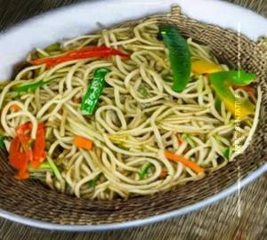 Mixed non-veg noodles