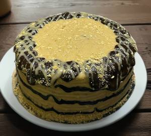 Crunchy Chocolate Biscuit Cake