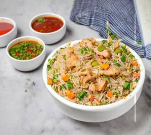 Schezwan Chicken Fried Rice