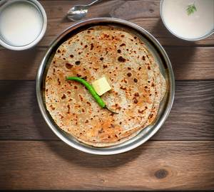 2 Paneer Pyaz Paratha with Lassi