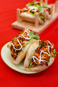 Chicken Bao (4 Pc)
