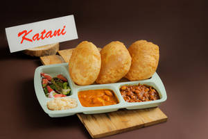 Chana With 3 Poori