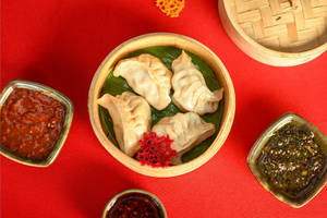 Chicken Gyoza (4 Pc)