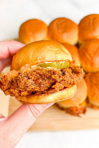 Crisp Chicken Mini Burger/slider