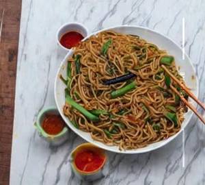 Veg singapuri noodles