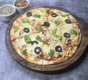 CHICKEN Bolognese Pizza,  Thin Crust