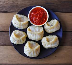 Paneer steamed momos