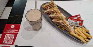 Veg Grilled Sandwich + Cold Coffee