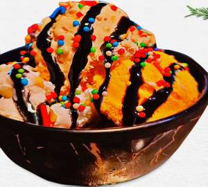 Mixed ice cream bowl