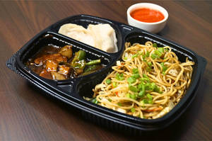 Hakka Noodles + Chilli Pork + 2 Chicken Momos