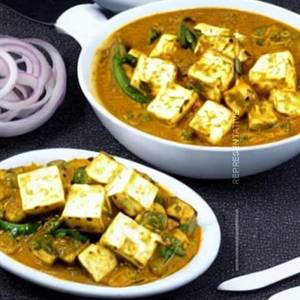 Matar paneer
