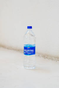 Bottled Water (750 Ml)