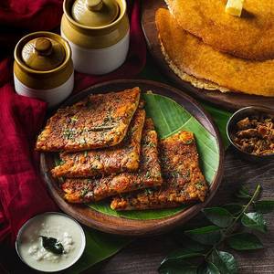 Butter Open Podi Masala Uttappam