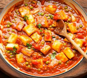 Matar Paneer