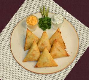 Corn Cheese Samosa (6 Pcs)