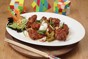 Dry Chilli Chicken (8 Pcs)