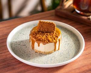 Lotus Biscoff Cheesecake